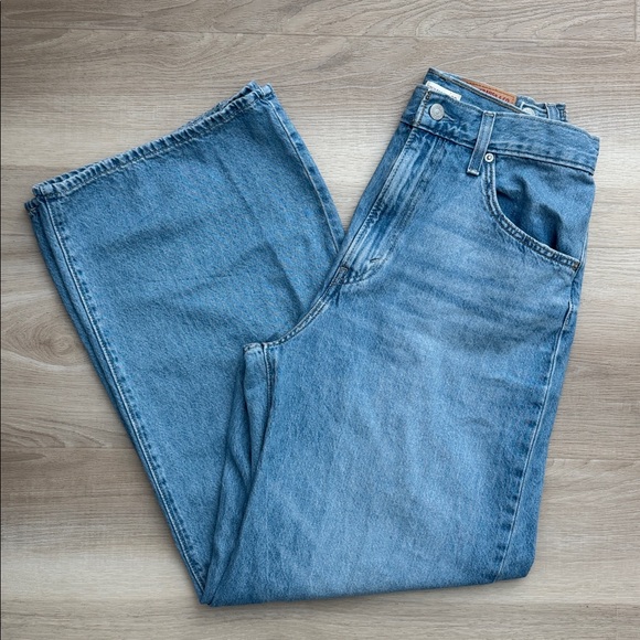 Levi’s - Cinch Baggy Women’s Jeans - Picture 10 of 16